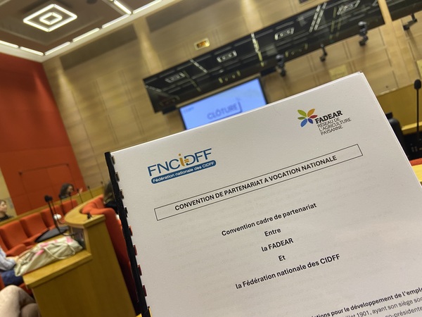 La FADEAR et la Fédération nationale des CIDFF unissent leurs forces pour les femmes rurales